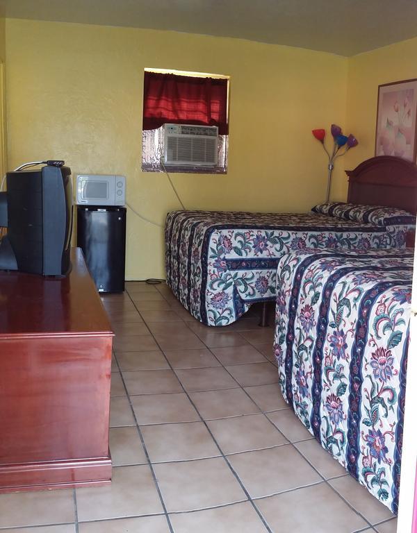 Holly Hill Twi Light Motel מראה חיצוני תמונה